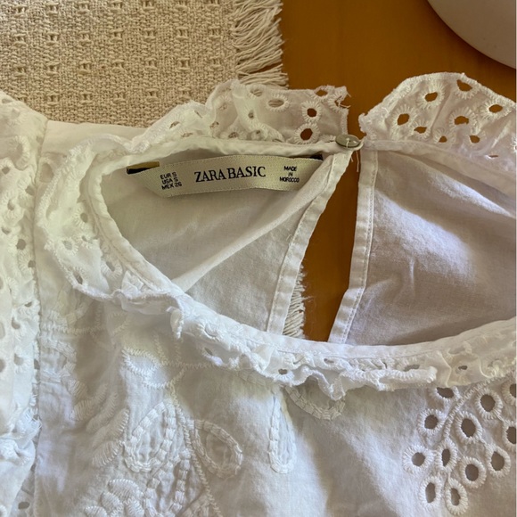 Zara White Eyelet Blouse Size S - Picture 2 of 3